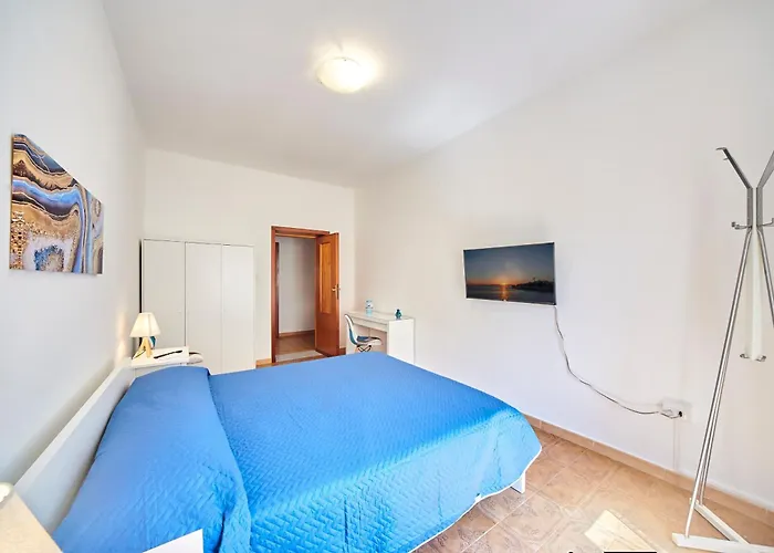 Tidu's Bed and Breakfast